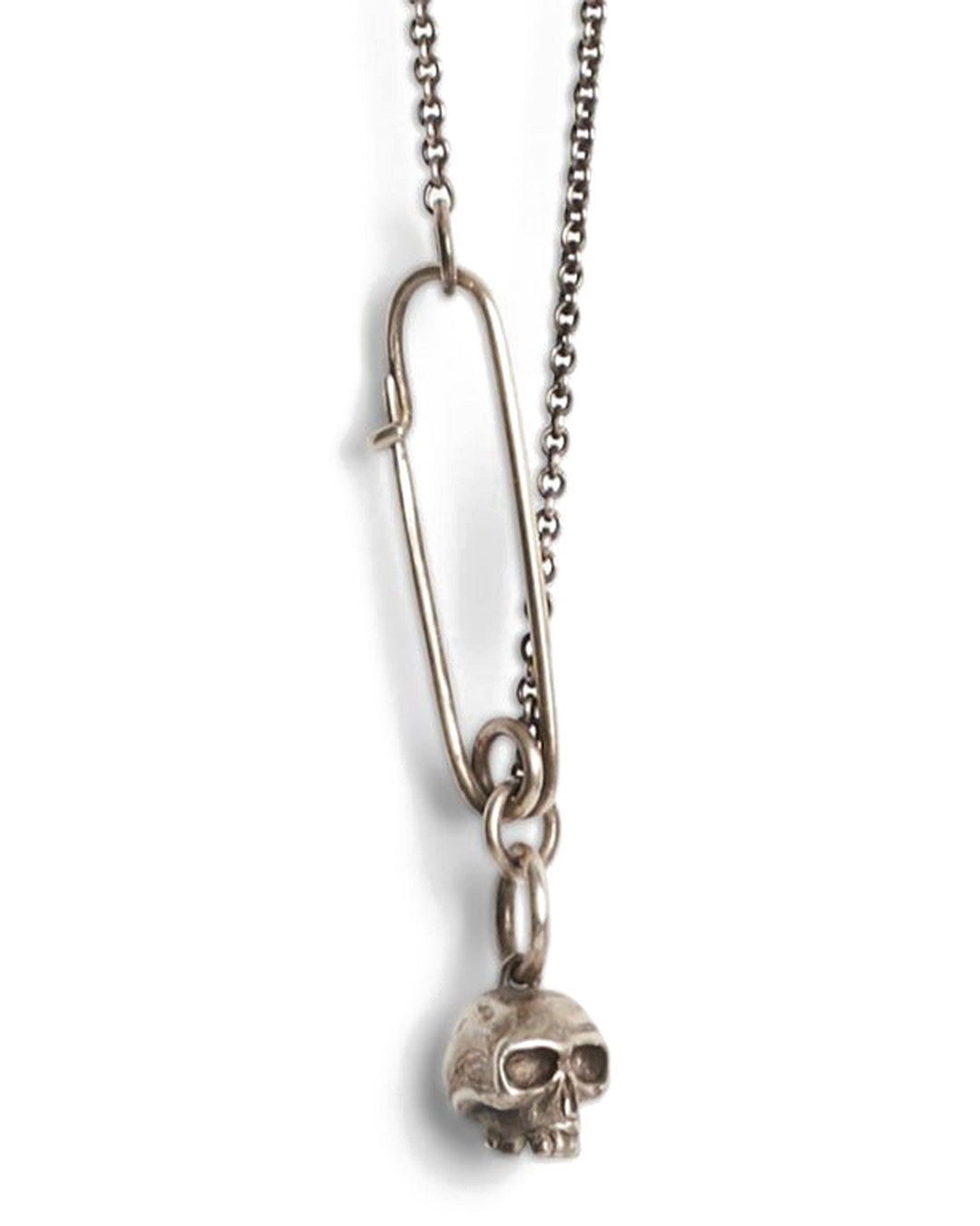 Werkstatt München Fine Chain Safety Pin + Skull sterling silver – detail
